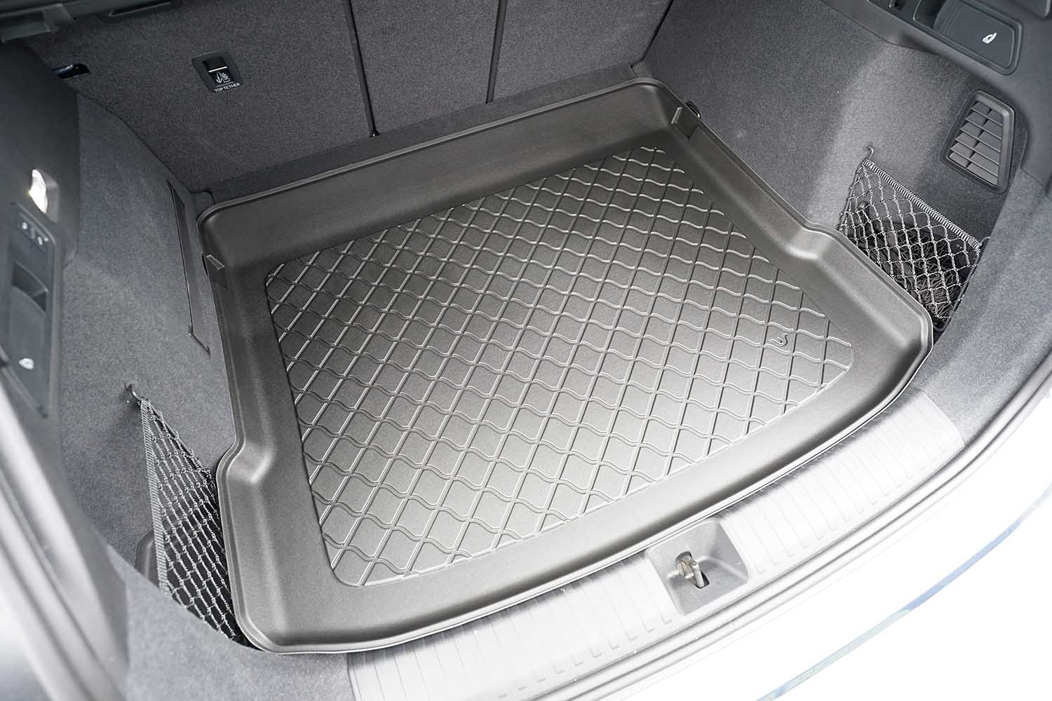 Boot mat suitable for Audi Q6 Sportback e-tron (GF) 2025-present Guardliner anti slip PE/TPE rubber (AUD2Q6TM-G) (4) Boot mat suitable for Audi Q6 Sportback e-tron (GF) 2025-present Guardliner anti slip PE/TPE rubber (AUD2Q6TM-G) (4)