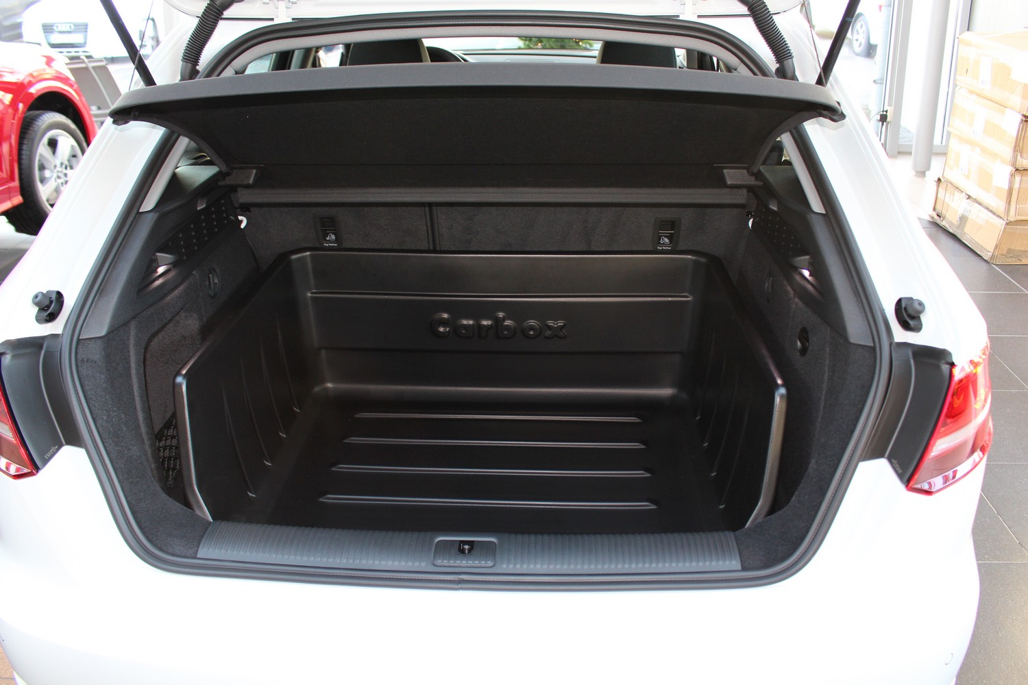 Bac de coffre convient à Audi A3 Sportback (8V) 2012-2020 5 portes bicorps Boot-Guard 99 x 60 haute paroi