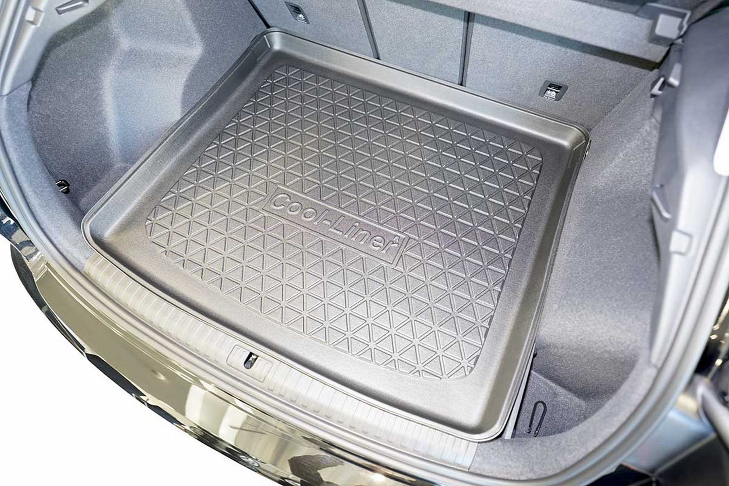 Boot mat suitable for Audi Q3 (FJ) 2025-present Cool Liner anti slip PE/TPE rubber (AUD5Q3TM-C) (2) Boot mat suitable for Audi Q3 (FJ) 2025-present Cool Liner anti slip PE/TPE rubber (AUD5Q3TM-C) (2)