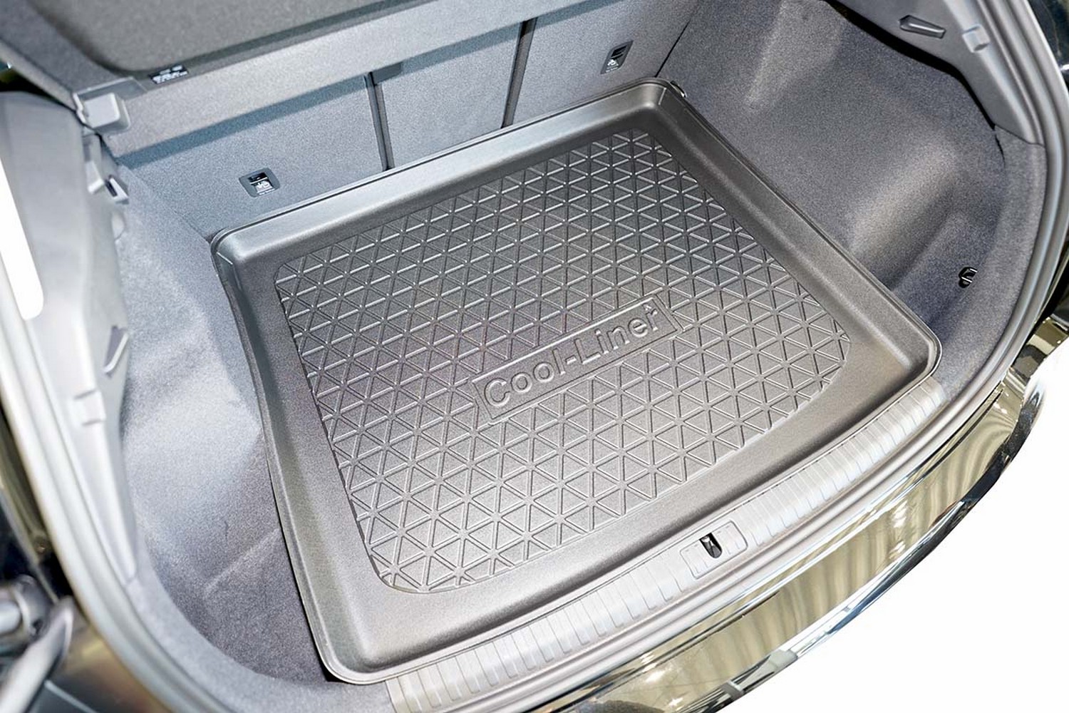 Boot mat suitable for Audi Q3 (FJ) 2025-present Cool Liner anti slip PE/TPE rubber (AUD5Q3TM-C) (4) Boot mat suitable for Audi Q3 (FJ) 2025-present Cool Liner anti slip PE/TPE rubber (AUD5Q3TM-C) (4)