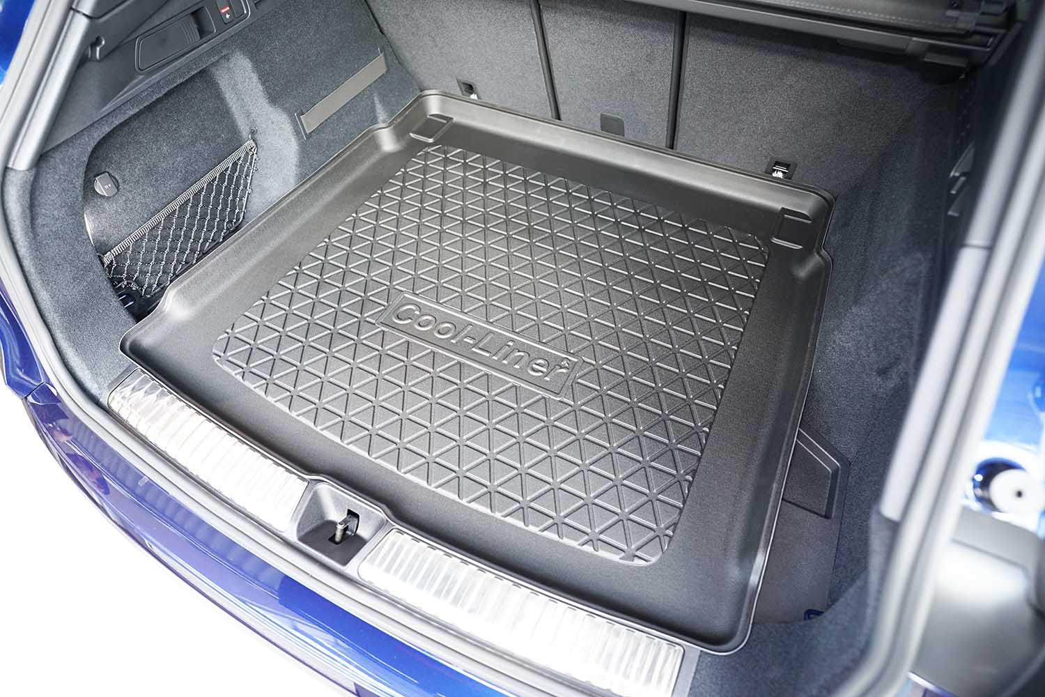 Boot mat suitable for Audi Q5 (GU) 2024-present Cool Liner anti slip PE/TPE rubber (AUD6Q5TM-C) (2) Boot mat suitable for Audi Q5 (GU) 2024-present Cool Liner anti slip PE/TPE rubber (AUD6Q5TM-C) (2)