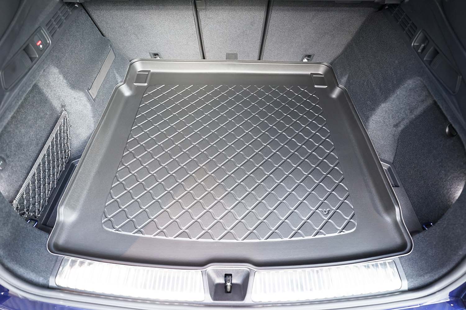 Boot mat suitable for Audi Q5 (GU) 2024-present Guardliner anti slip PE/TPE rubber (AUD6Q5TM-G) (3) Boot mat suitable for Audi Q5 (GU) 2024-present Guardliner anti slip PE/TPE rubber (AUD6Q5TM-G) (3)