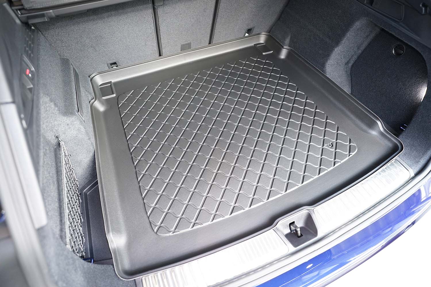 Boot mat suitable for Audi Q5 (GU) 2024-present Guardliner anti slip PE/TPE rubber (AUD6Q5TM-G) (4) Boot mat suitable for Audi Q5 (GU) 2024-present Guardliner anti slip PE/TPE rubber (AUD6Q5TM-G) (4)
