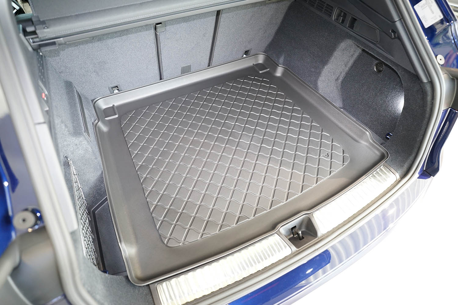 Boot mat suitable for Audi Q5 (GU) 2024-present Guardliner anti slip PE/TPE rubber (AUD7Q5TM-G) (4) Boot mat suitable for Audi Q5 (GU) 2024-present Guardliner anti slip PE/TPE rubber (AUD7Q5TM-G) (4)