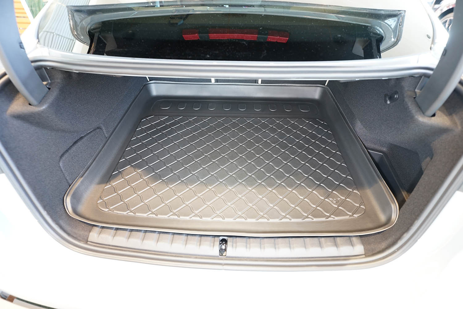 Boot mat suitable for BMW 2 Series Gran Coupé (F74) 2025-present Guardliner anti slip PE/TPE rubber (BMW22CTM-G) (3) Boot mat suitable for BMW 2 Series Gran Coupé (F74) 2025-present Guardliner anti slip PE/TPE rubber (BMW22CTM-G) (3)