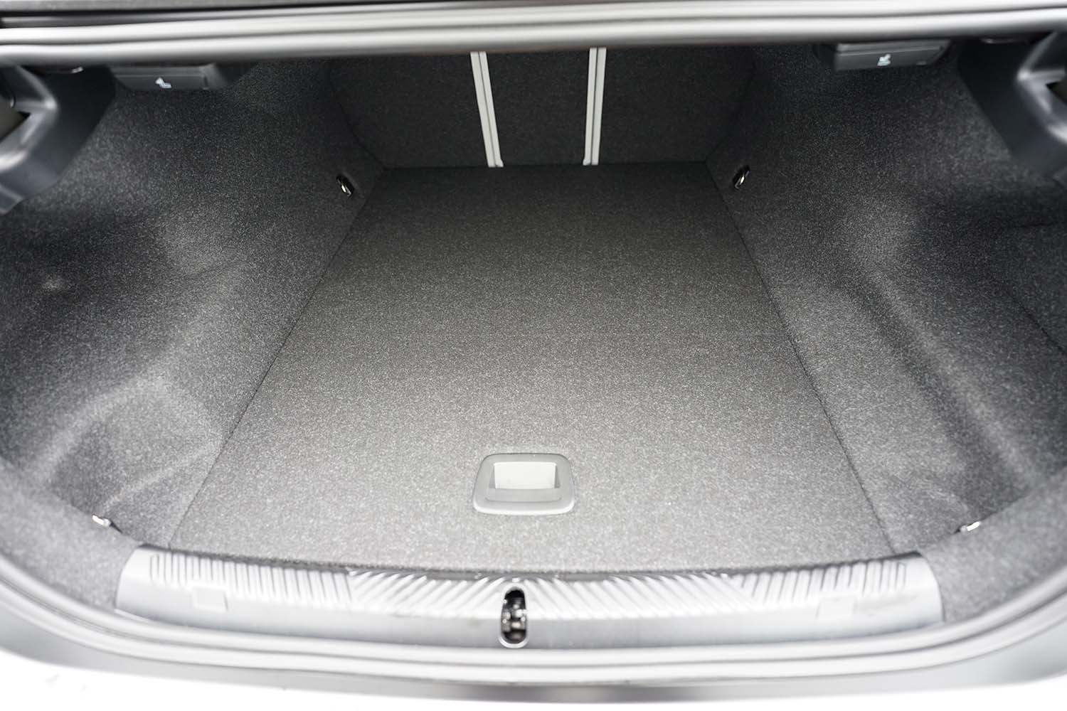 Boot mat suitable for BMW i5 (G60) 2023-present 4-door saloon Cool Liner anti slip PE/TPE rubber (BMW2I5TM-C) (7)
