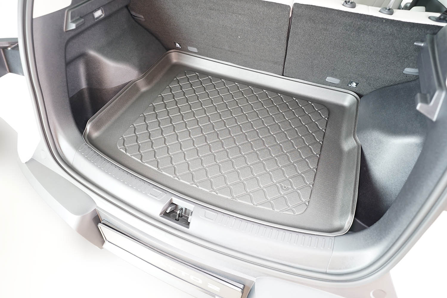 Boot mat BYD Atto 2 2024-present Guardliner anti slip PE/TPE rubber (BYD2A2TM-G) (3) Boot mat BYD Atto 2 2024-present Guardliner anti slip PE/TPE rubber (BYD2A2TM-G) (3)