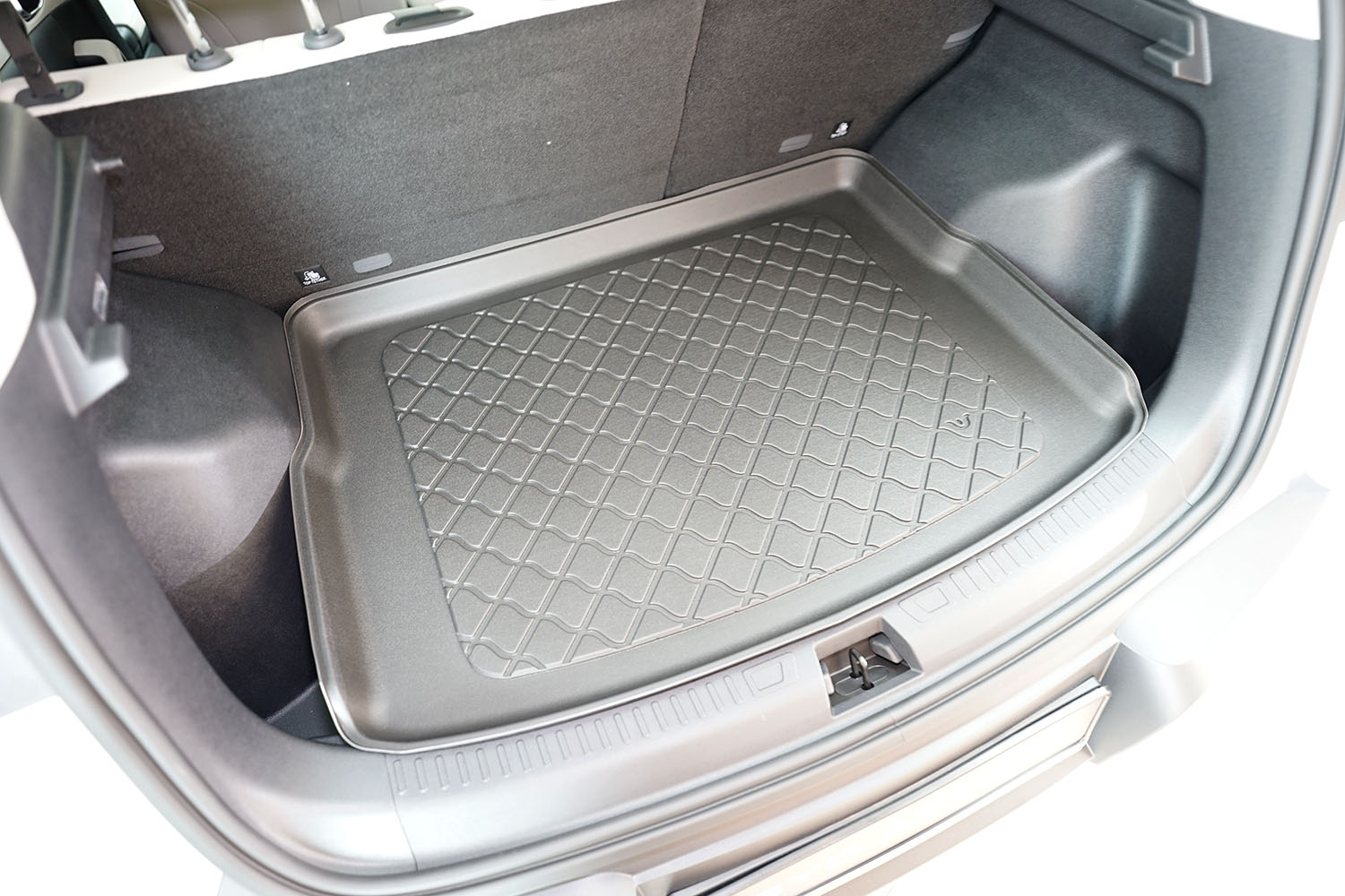 Boot mat BYD Atto 2 2024-present Guardliner anti slip PE/TPE rubber (BYD2A2TM-G) (4) Boot mat BYD Atto 2 2024-present Guardliner anti slip PE/TPE rubber (BYD2A2TM-G) (4)
