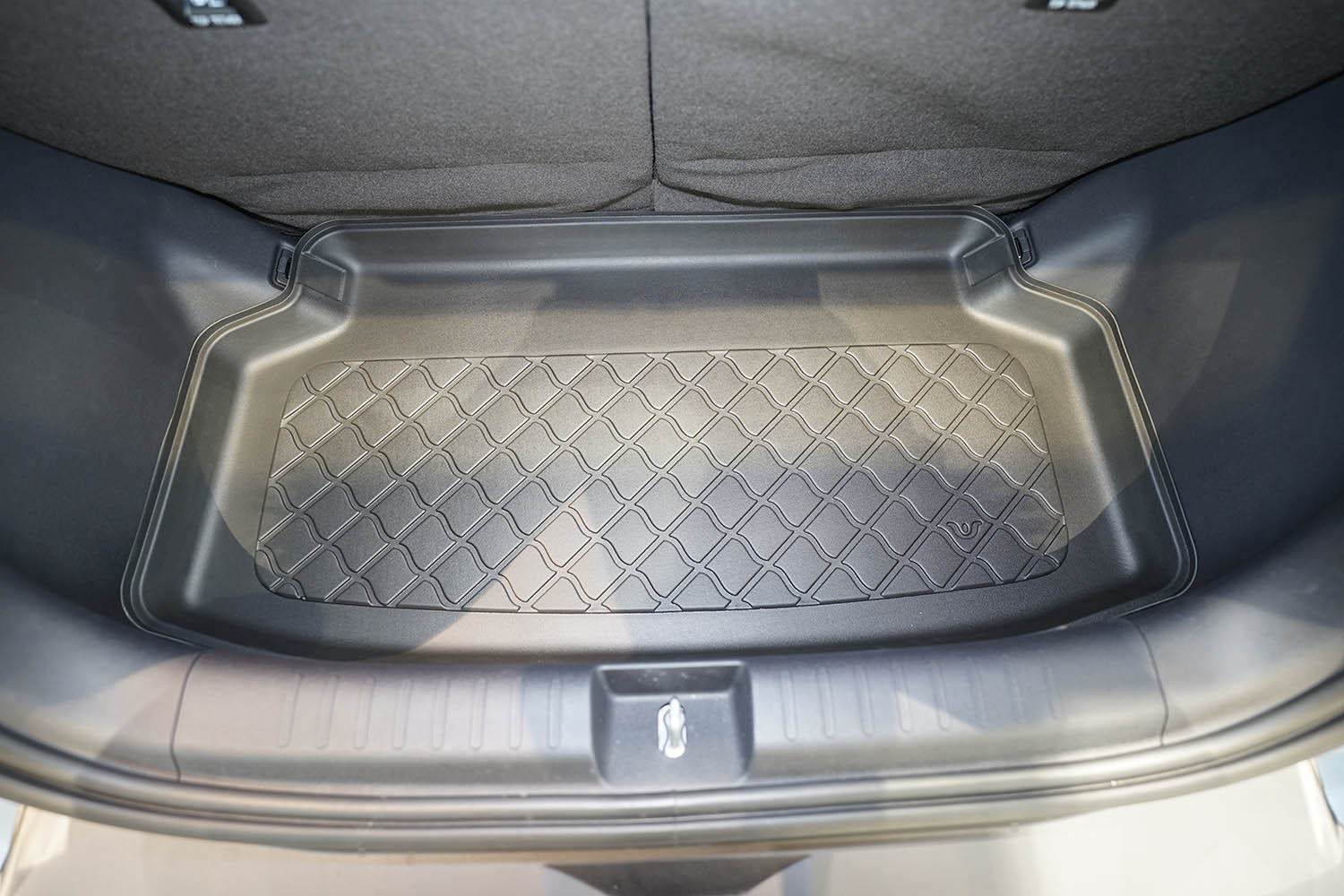 Boot mat suitable for BYD Dolphin Surf 2025-present 5-door hatchback Guardliner anti slip PE/TPE rubber (BYD2DOTM-G) (3) Boot mat suitable for BYD Dolphin Surf 2025-present 5-door hatchback Guardliner anti slip PE/TPE rubber (BYD2DOTM-G) (3)