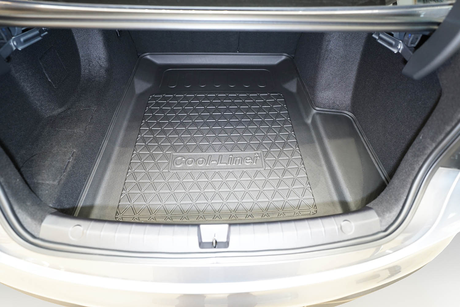 Boot mat suitable for BYD Seal 5 DM-i 2025-present 4-door saloon Cool Liner anti slip PE/TPE rubber (BYD3SETM-C) (3) Boot mat suitable for BYD Seal 5 DM-i 2025-present 4-door saloon Cool Liner anti slip PE/TPE rubber (BYD3SETM-C) (3)