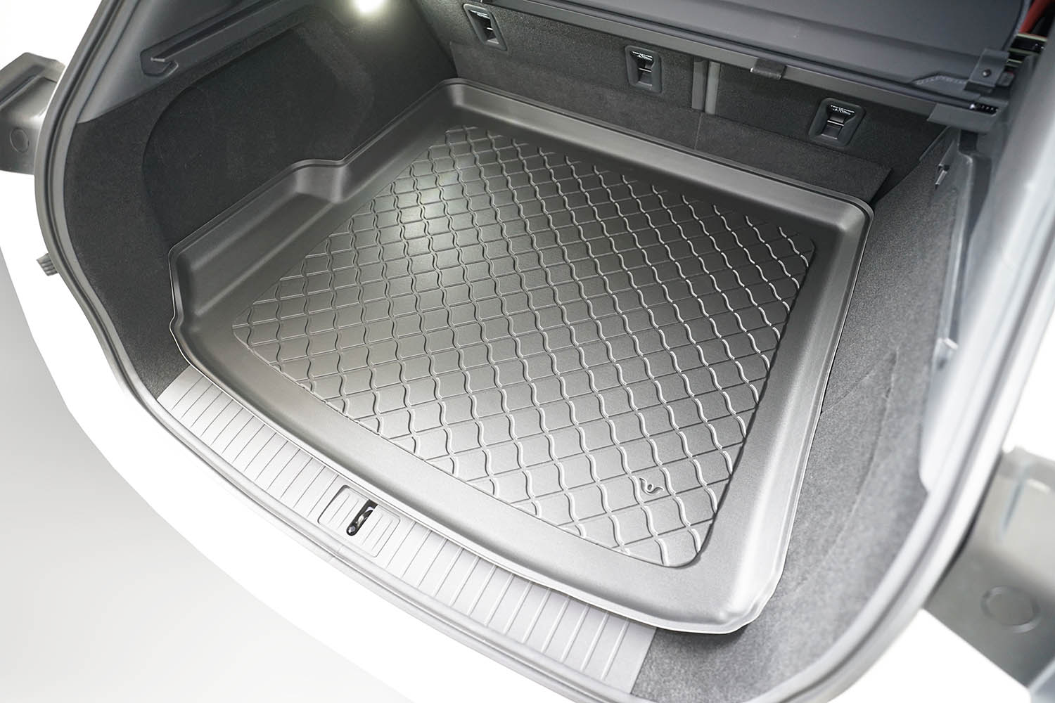 Boot mat suitable for Chery Omoda 9 2024-present Guardliner anti slip PE/TPE rubber (CHE1O9TM-G) (2) Boot mat suitable for Chery Omoda 9 2024-present Guardliner anti slip PE/TPE rubber (CHE1O9TM-G) (2)
