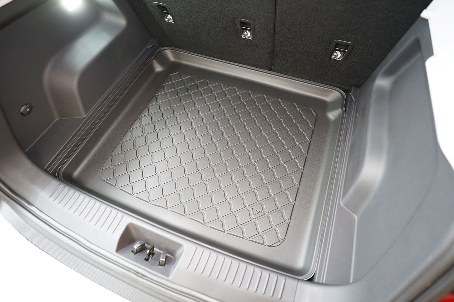 Boot mat suitable for Chery Omoda 5 2022-present Guardliner anti slip PE/TPE rubber (CHE2O5TM-G) (2) Boot mat suitable for Chery Omoda 5 2022-present Guardliner anti slip PE/TPE rubber (CHE2O5TM-G) (2)