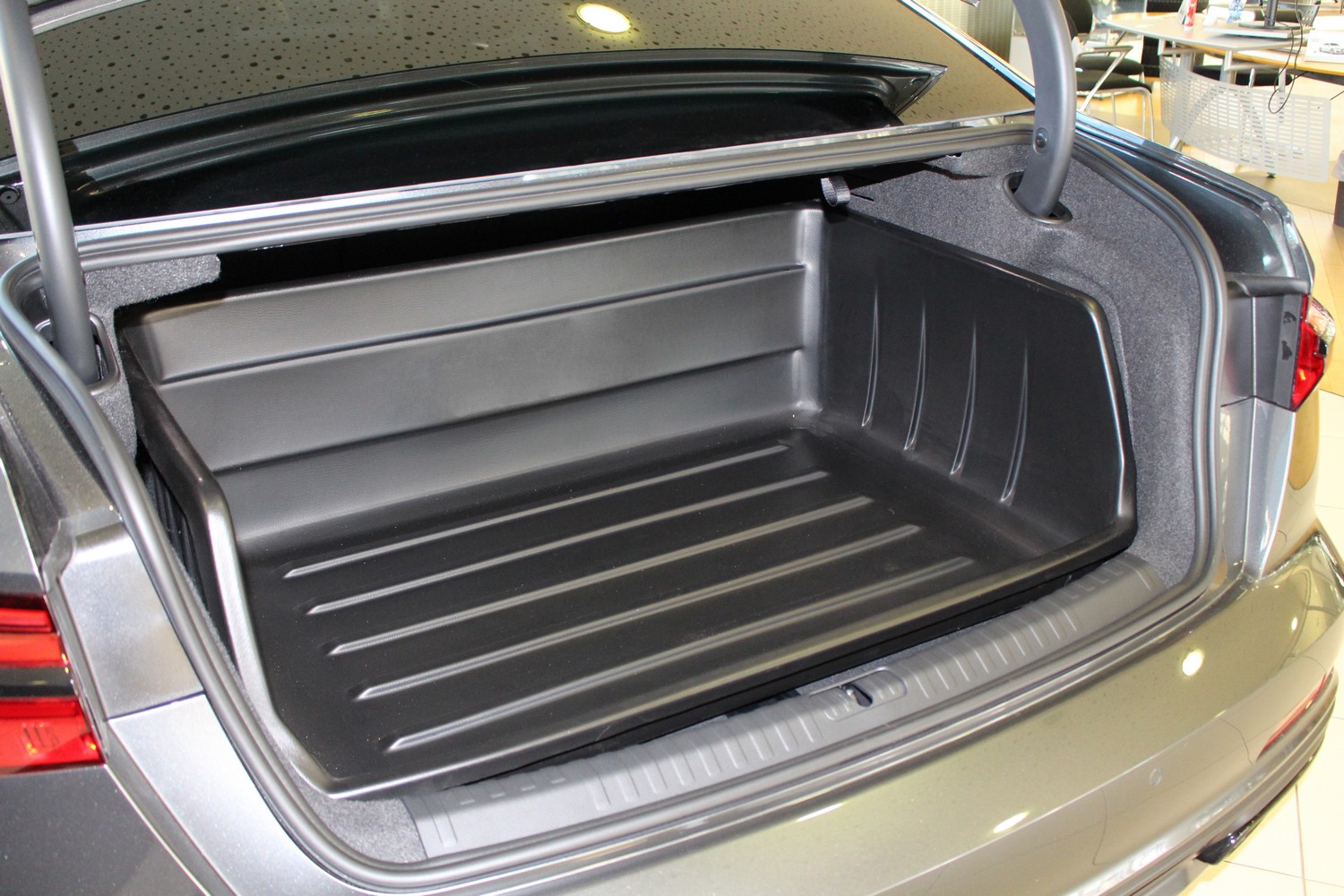 Kofferraumwanne passend für Volkswagen Golf VII Variant (5G) 2013-heute Kombi Boot-Guard 106 x 90 hochwandig