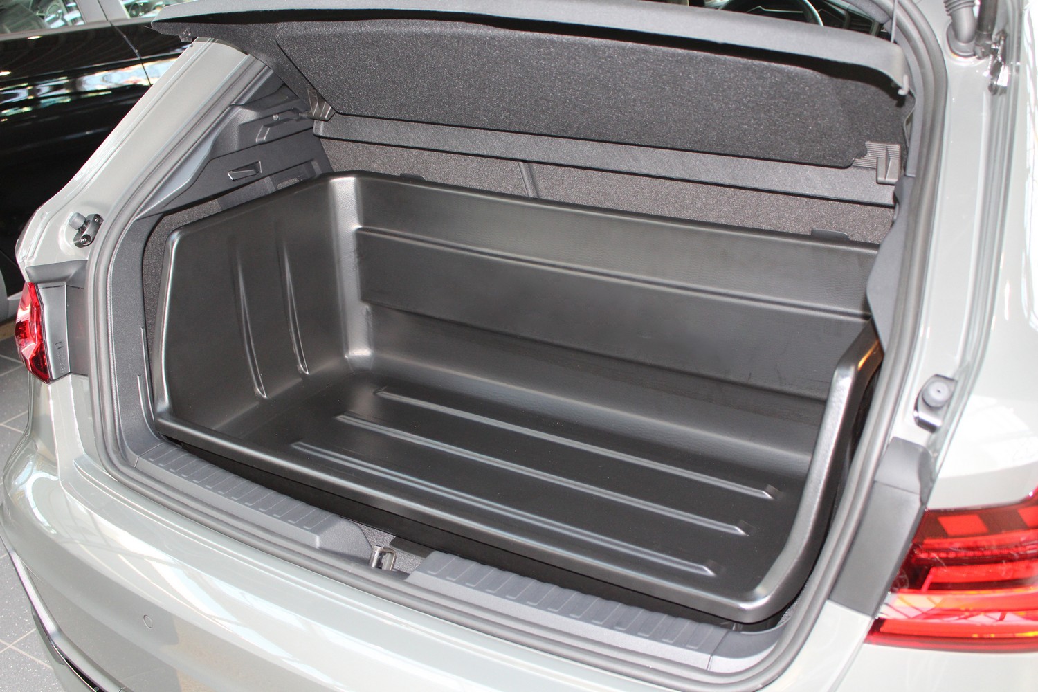 Kofferraumwanne passend für Kia Stonic (YB) 2017-heute Boot-Guard 99 x 50 hochwandig
