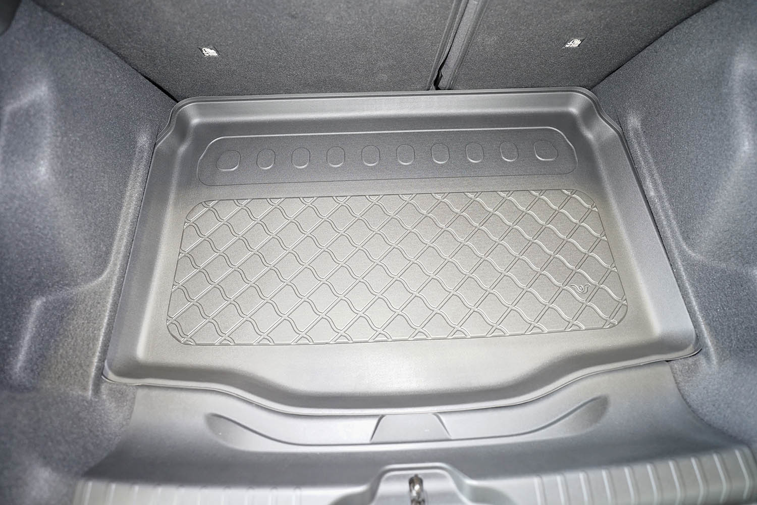Boot mat suitable for Fiat 600e 2023-present Guardliner anti slip PE/TPE rubber (FIA260TM-G) (2)