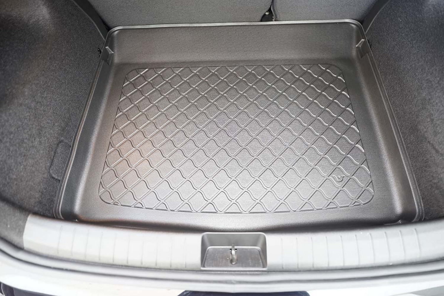 Boot mat suitable for Fiat Tipo (Type 357) 2016-present 5-door hatchback Guardliner anti slip PE/TPE rubber (FIA4TITM-G) (2)