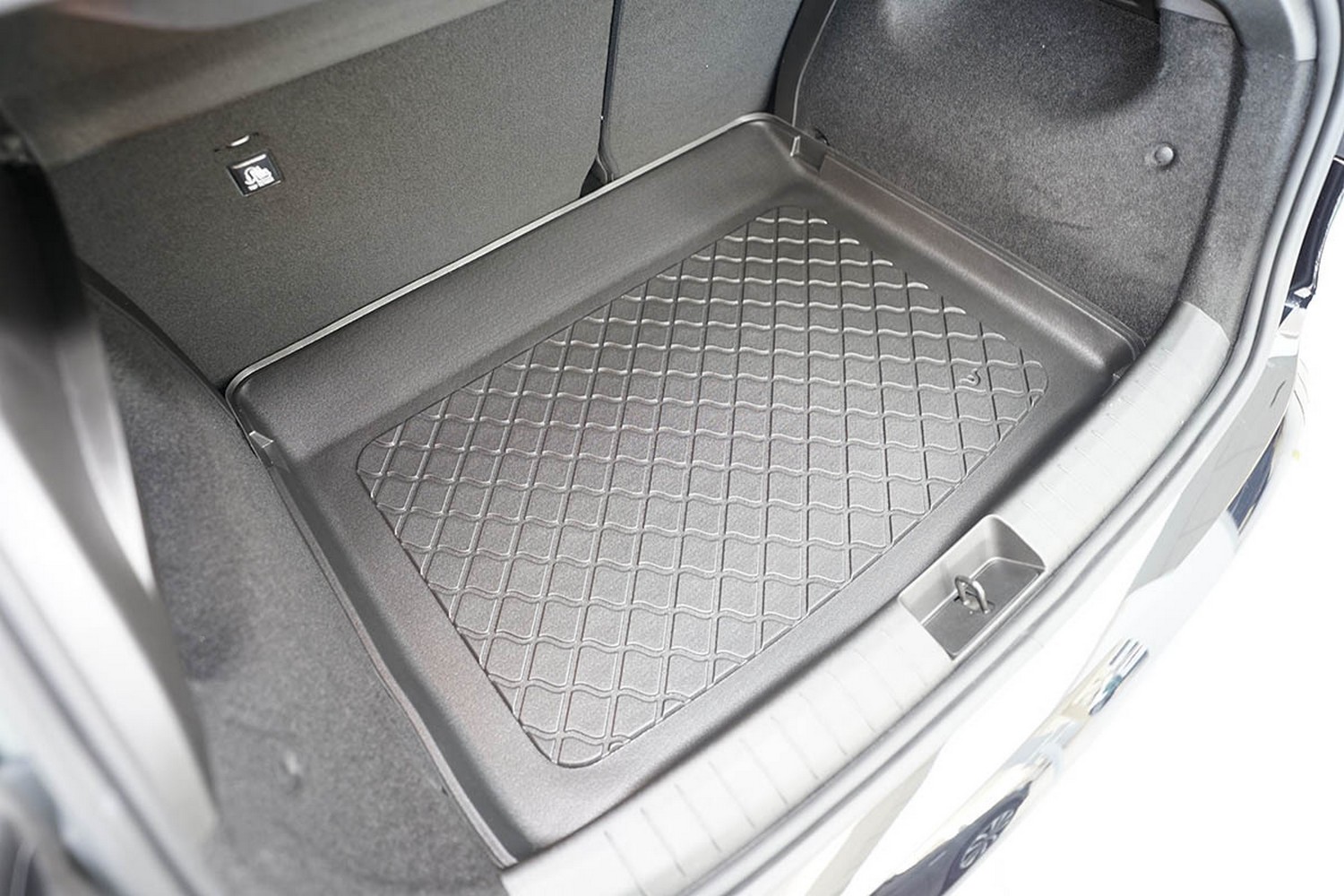 Boot mat suitable for Fiat Tipo (Type 357) 2016-present 5-door hatchback Guardliner anti slip PE/TPE rubber (FIA4TITM-G) (4)