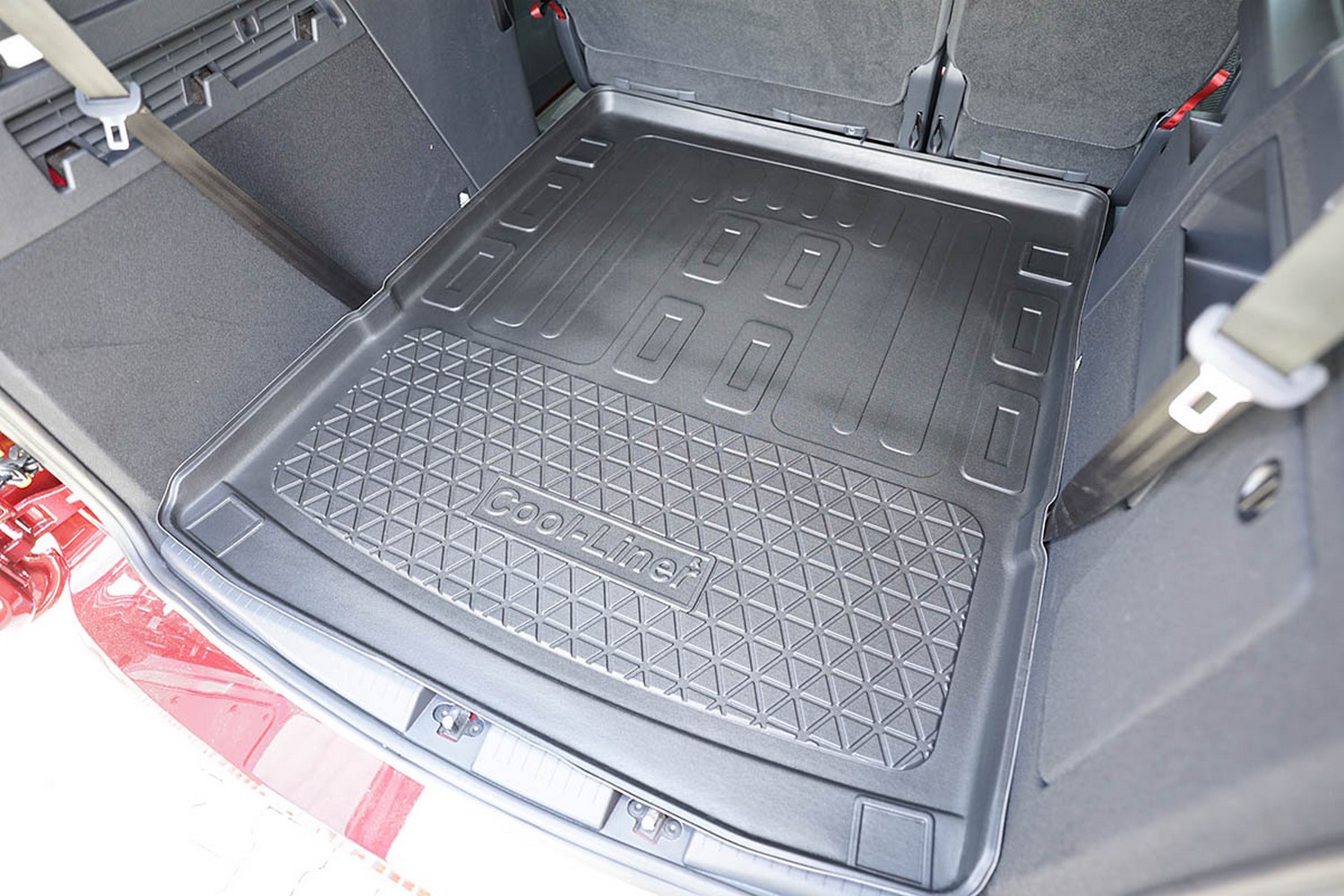 Boot mat suitable for Ford Tourneo Connect III 2022-present Cool Liner anti slip PE/TPE rubber (FOR8TOTM-C) (2) Boot mat suitable for Ford Tourneo Connect III 2022-present Cool Liner anti slip PE/TPE rubber (FOR8TOTM-C) (2)