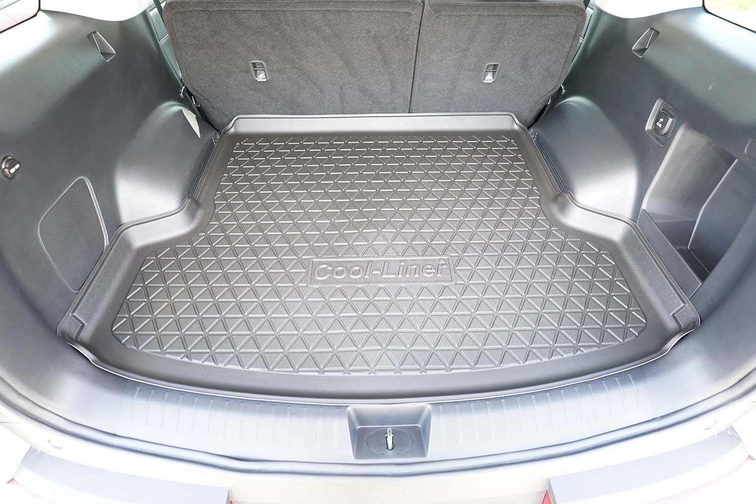 Boot mat suitable for Hyundai Santa Fe (MX5) 2024-present Cool Liner anti slip PE/TPE rubber (HYU11SFTM-C) (3) Boot mat suitable for Hyundai Santa Fe (MX5) 2024-present Cool Liner anti slip PE/TPE rubber (HYU11SFTM-C) (3)