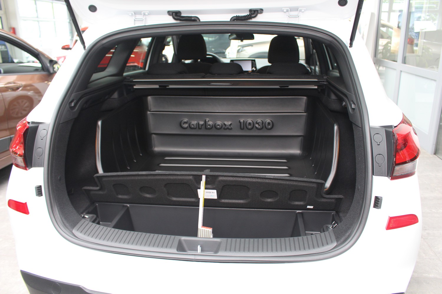 Kofferraumwanne passend für Hyundai i30 (PD) 2017-heute Kombi Boot-Guard 99 x 70 hochwandig