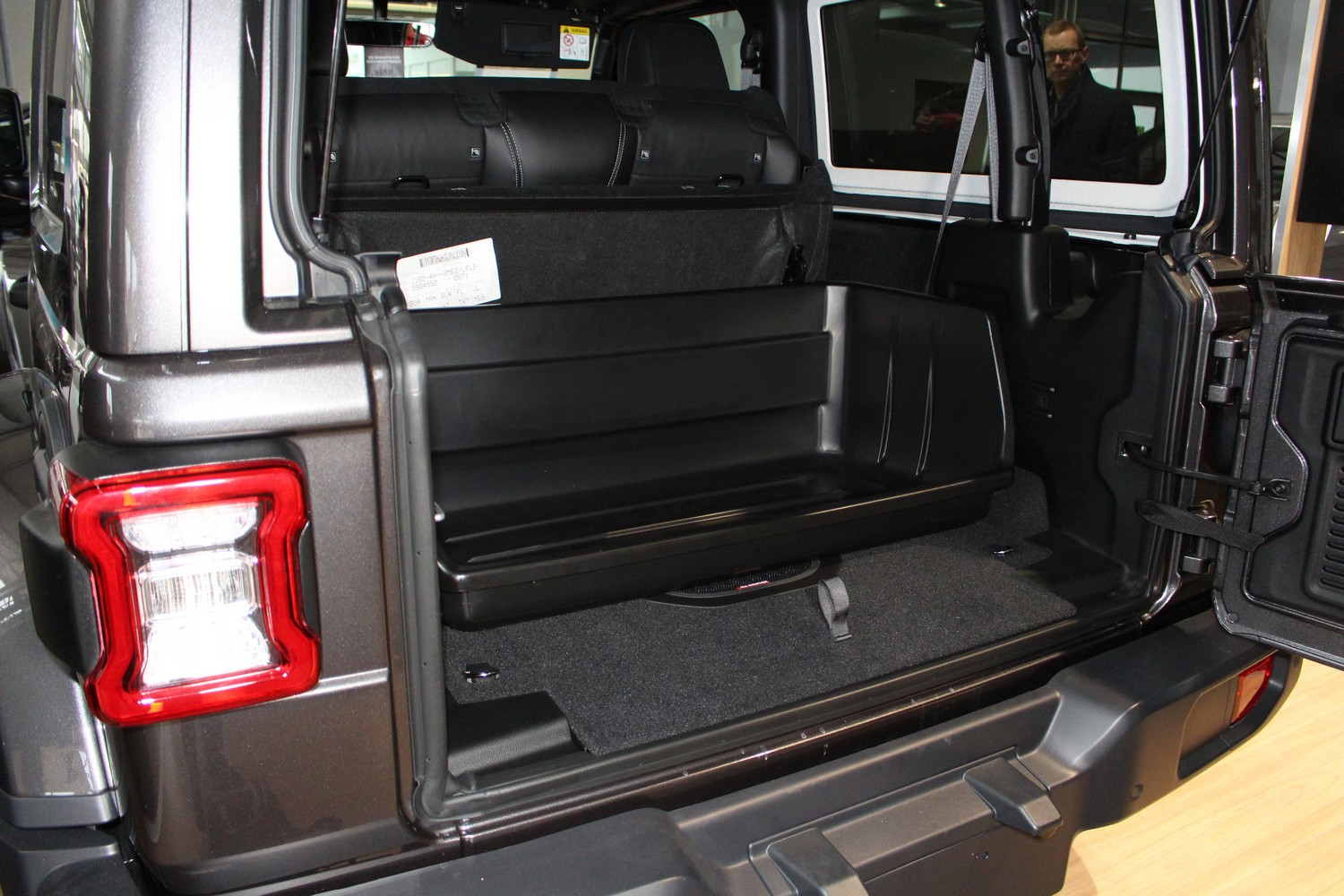 Bac de coffre convient à Jeep Wrangler (JL) 2018-présent Boot-Guard 99 x 50 haute paroi