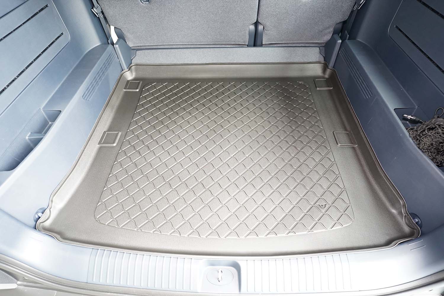 Boot mat Kia PV5 2025-present Guardliner anti slip PE/TPE rubber (KIA1P5TM-G) (3)