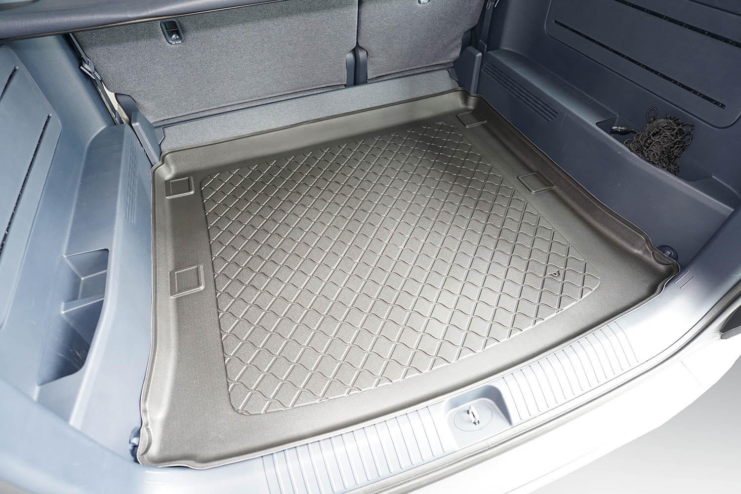 Boot mat Kia PV5 2025-present Guardliner anti slip PE/TPE rubber (KIA1P5TM-G) (4)