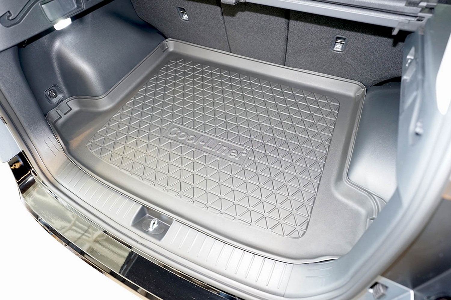 Boot mat suitable for Kia Sportage V (NQ5) 2021-present Cool Liner anti slip PE/TPE rubber (KIA4SPTM-C) (2) Boot mat suitable for Kia Sportage V (NQ5) 2021-present Cool Liner anti slip PE/TPE rubber (KIA4SPTM-C) (2)