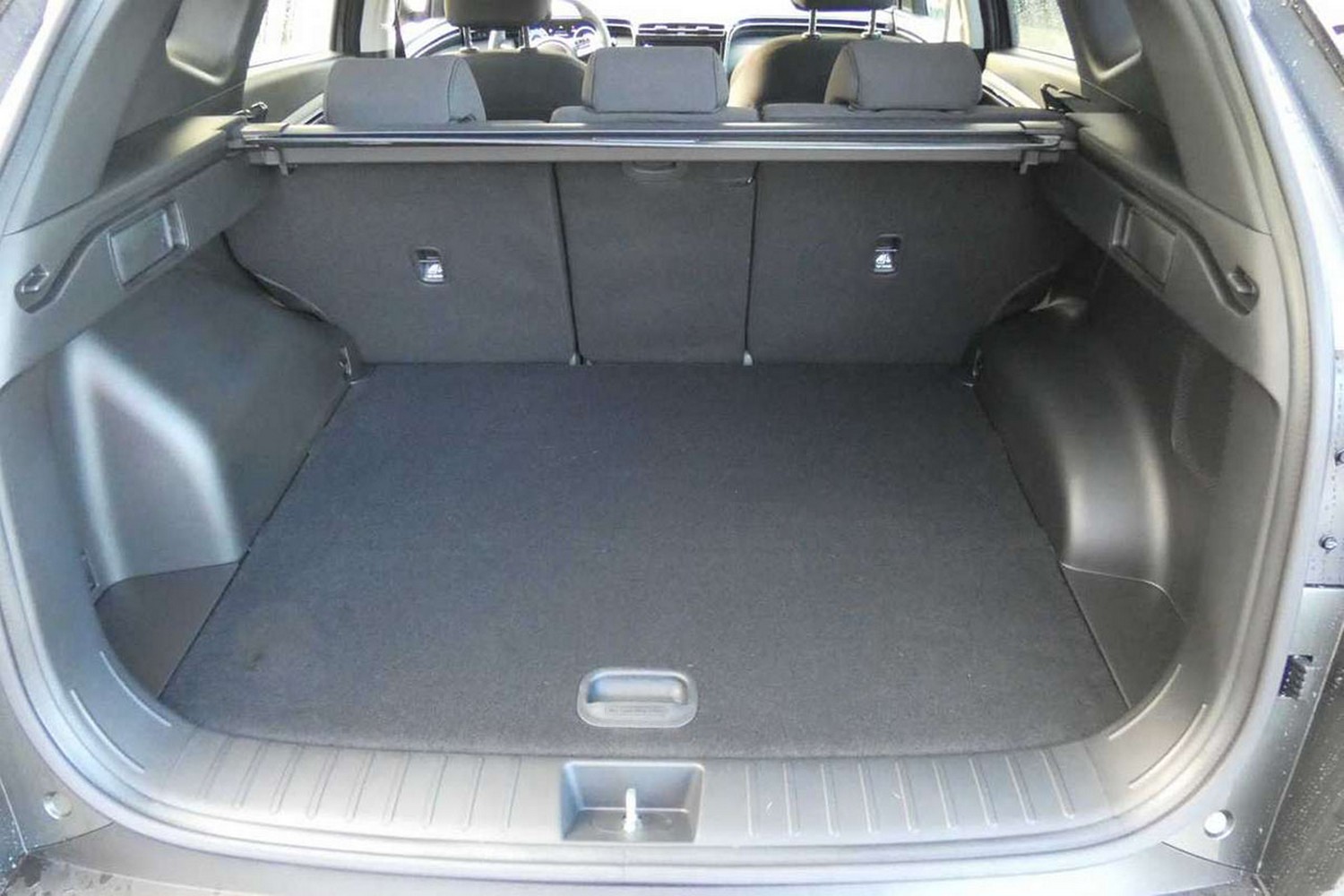 Boot mat suitable for Kia Sportage V (NQ5) 2021-present Guardliner anti slip PE/TPE rubber (KIA4SPTM-G) (5) Boot mat suitable for Kia Sportage V (NQ5) 2021-present Guardliner anti slip PE/TPE rubber (KIA4SPTM-G) (5)