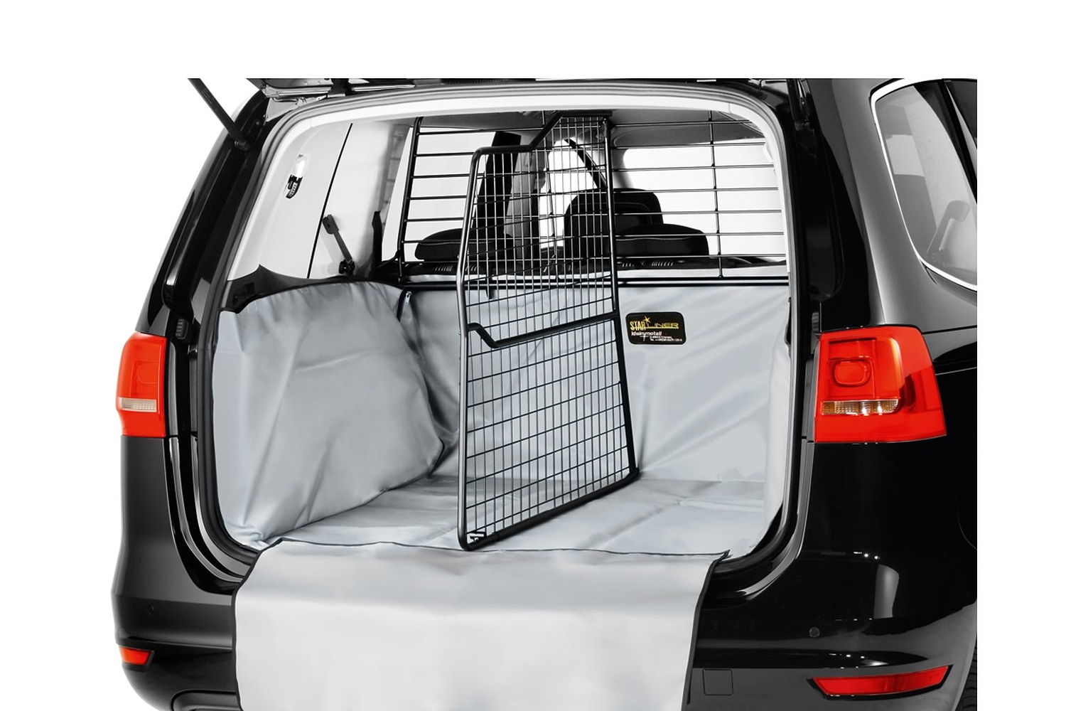 Cargo divider suitable for Mercedes-Benz GLC (X540) 2025-> Kleinmetall Masterline (6) Cargo divider suitable for Mercedes-Benz GLC (X540) 2025-> Kleinmetall Masterline (6)