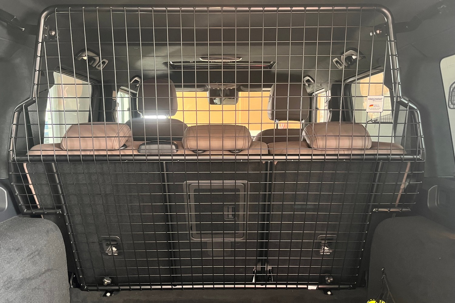 Hondenrek geschikt voor Mercedes-Benz G-Klasse (W465) 2024-heden Kleinmetall Masterline Hondenrek geschikt voor Mercedes-Benz G-Klasse (W465) 2024-heden Kleinmetall Masterline