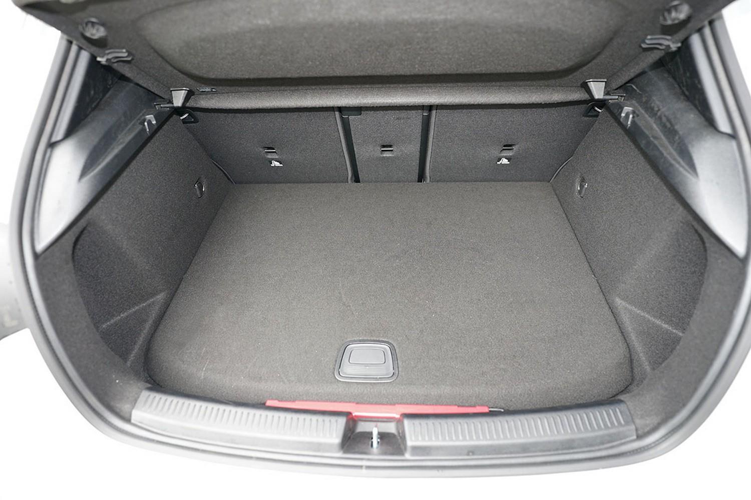 Boot mat Mercedes Benz A Class W177 PE TPE PetWareShop