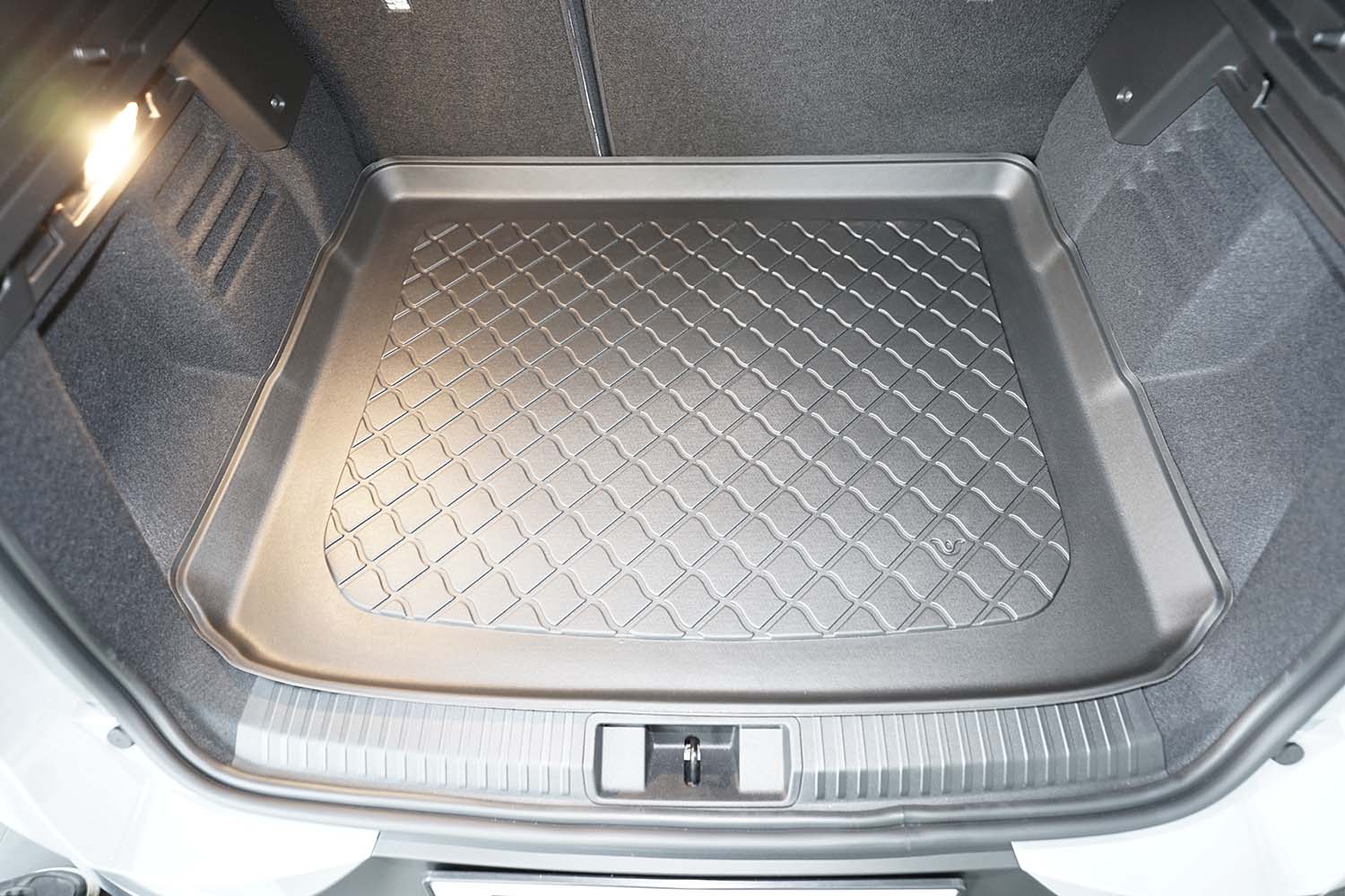 Boot mat suitable for Mitsubishi Grandis (DJB) 2025-present Guardliner anti slip PE/TPE rubber (MIT1GRTM-G) (2) Boot mat suitable for Mitsubishi Grandis (DJB) 2025-present Guardliner anti slip PE/TPE rubber (MIT1GRTM-G) (2)