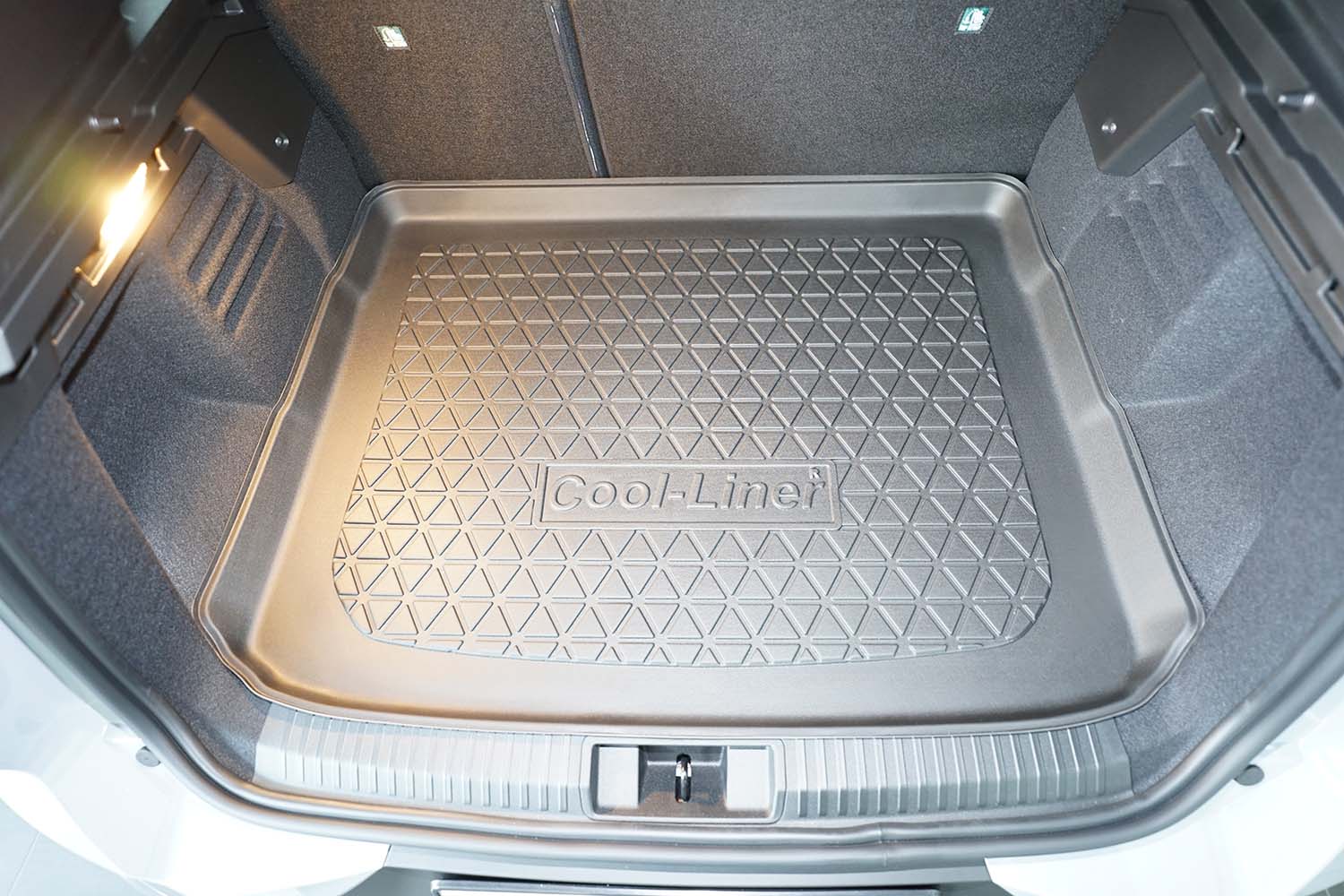 Boot mat suitable for Mitsubishi Grandis (DJB) 2025-present Cool Liner anti slip PE/TPE rubber (MIT3GRTM-C) (2) Boot mat suitable for Mitsubishi Grandis (DJB) 2025-present Cool Liner anti slip PE/TPE rubber (MIT3GRTM-C) (2)