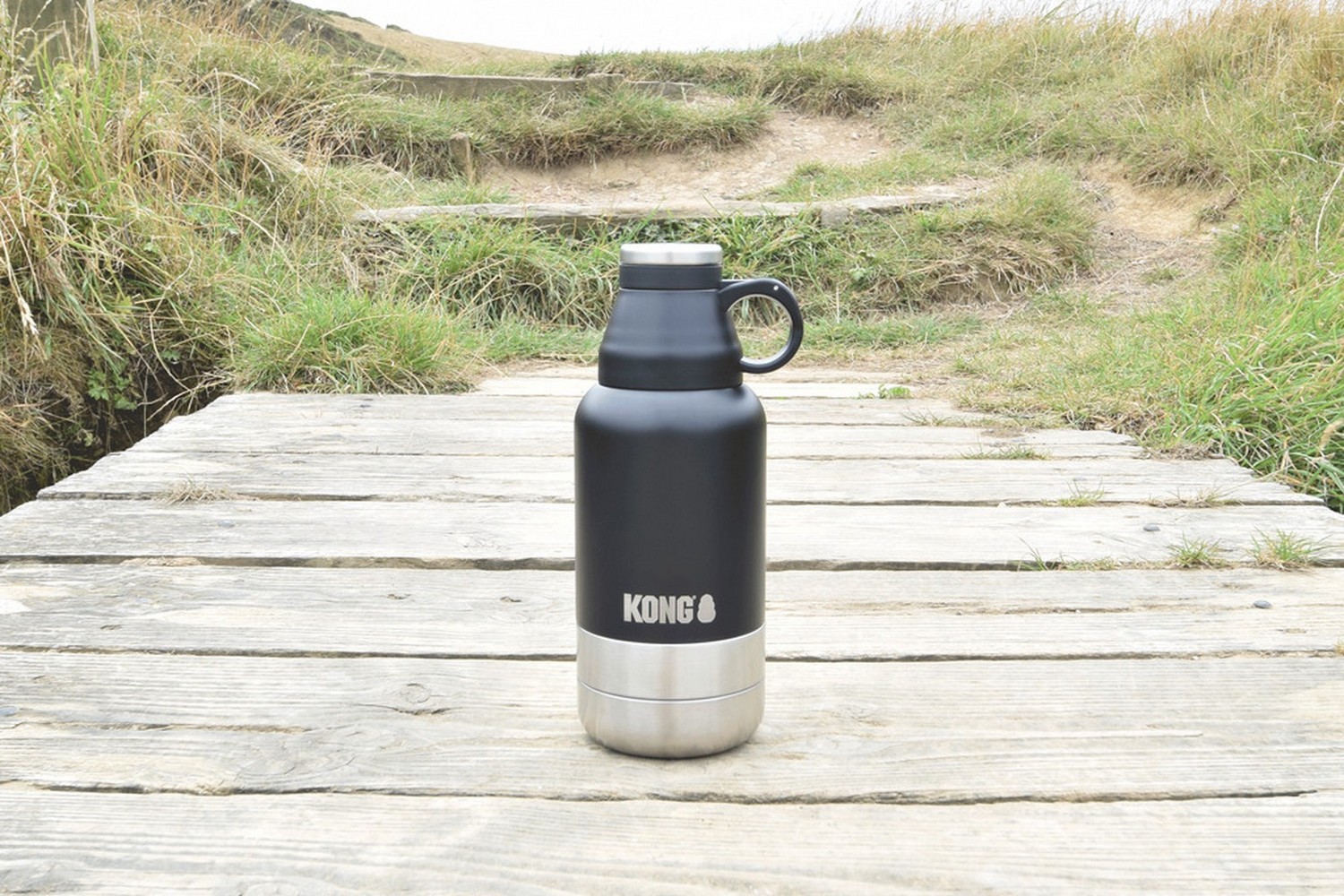 Dog drinking bottle KONG Duo Day Trek 910 ml (3) Dog drinking bottle KONG Duo Day Trek 910 ml (3)
