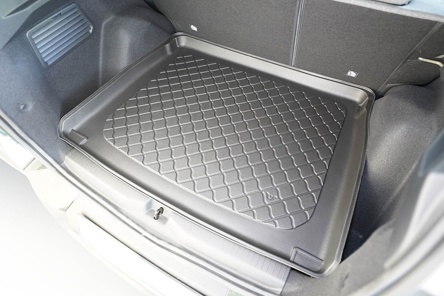 Boot mat suitable for Opel Frontera III 2024-present Guardliner anti slip PE/TPE rubber (OPE1FRTM-G) (2) Boot mat suitable for Opel Frontera III 2024-present Guardliner anti slip PE/TPE rubber (OPE1FRTM-G) (2)