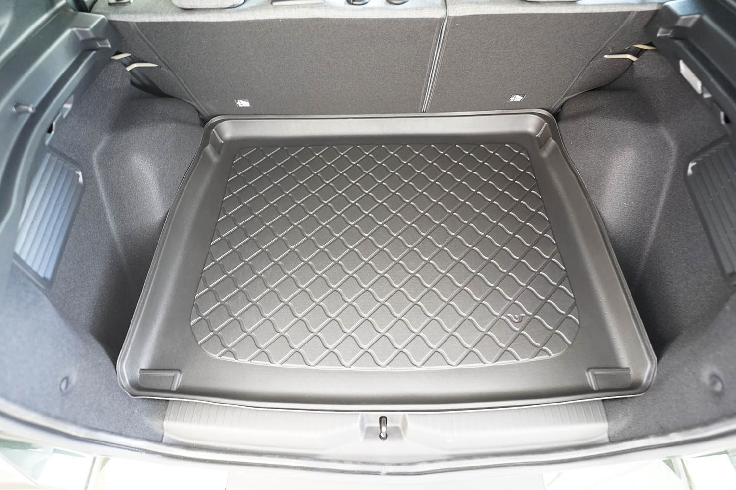 Boot mat suitable for Opel Frontera III 2024-present Guardliner anti slip PE/TPE rubber (OPE1FRTM-G) (3) Boot mat suitable for Opel Frontera III 2024-present Guardliner anti slip PE/TPE rubber (OPE1FRTM-G) (3)
