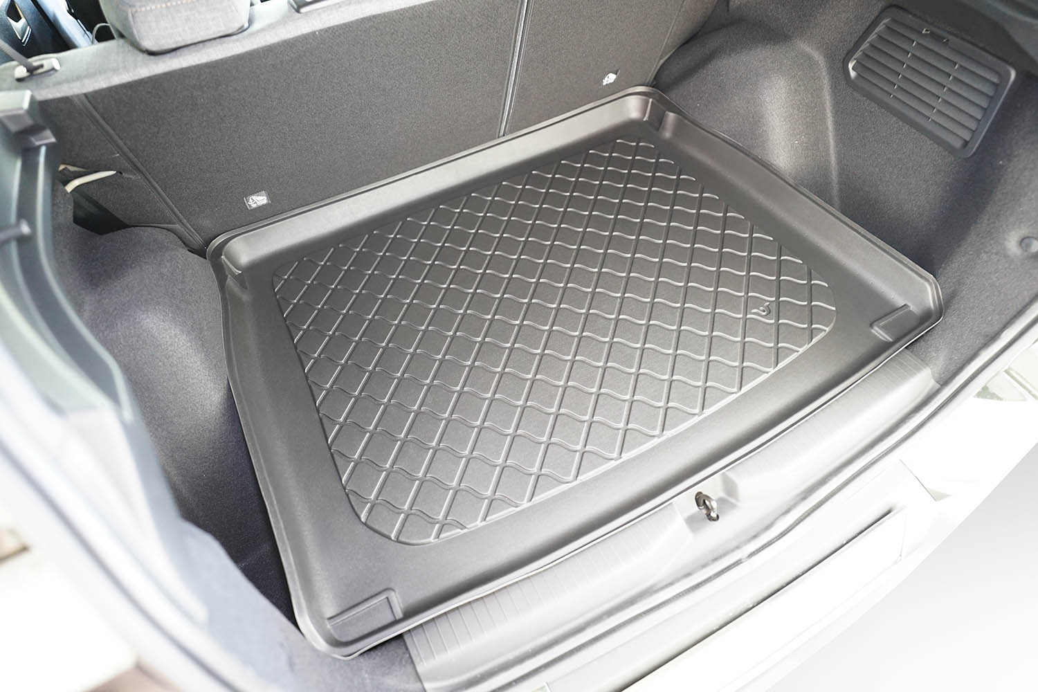 Boot mat suitable for Opel Frontera III 2024-present Guardliner anti slip PE/TPE rubber (OPE1FRTM-G) (4) Boot mat suitable for Opel Frontera III 2024-present Guardliner anti slip PE/TPE rubber (OPE1FRTM-G) (4)