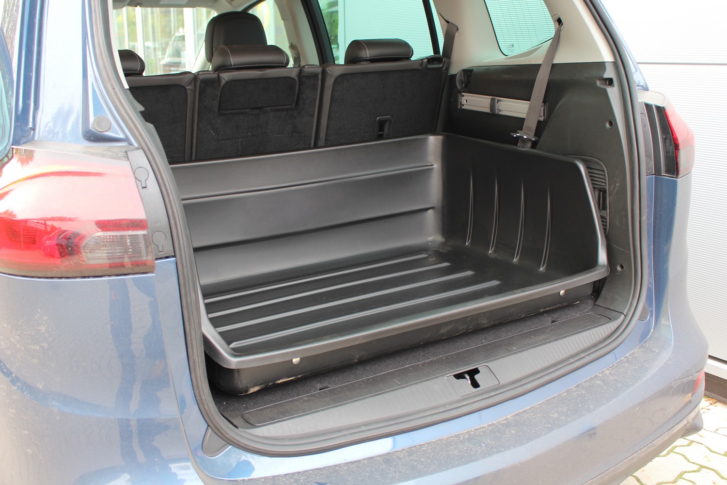 Boot liner suitable for Opel Zafira Tourer C 2011-2019 Boot-Guard 106 x 80 x 33 cm (OPE5ZABG) (2)