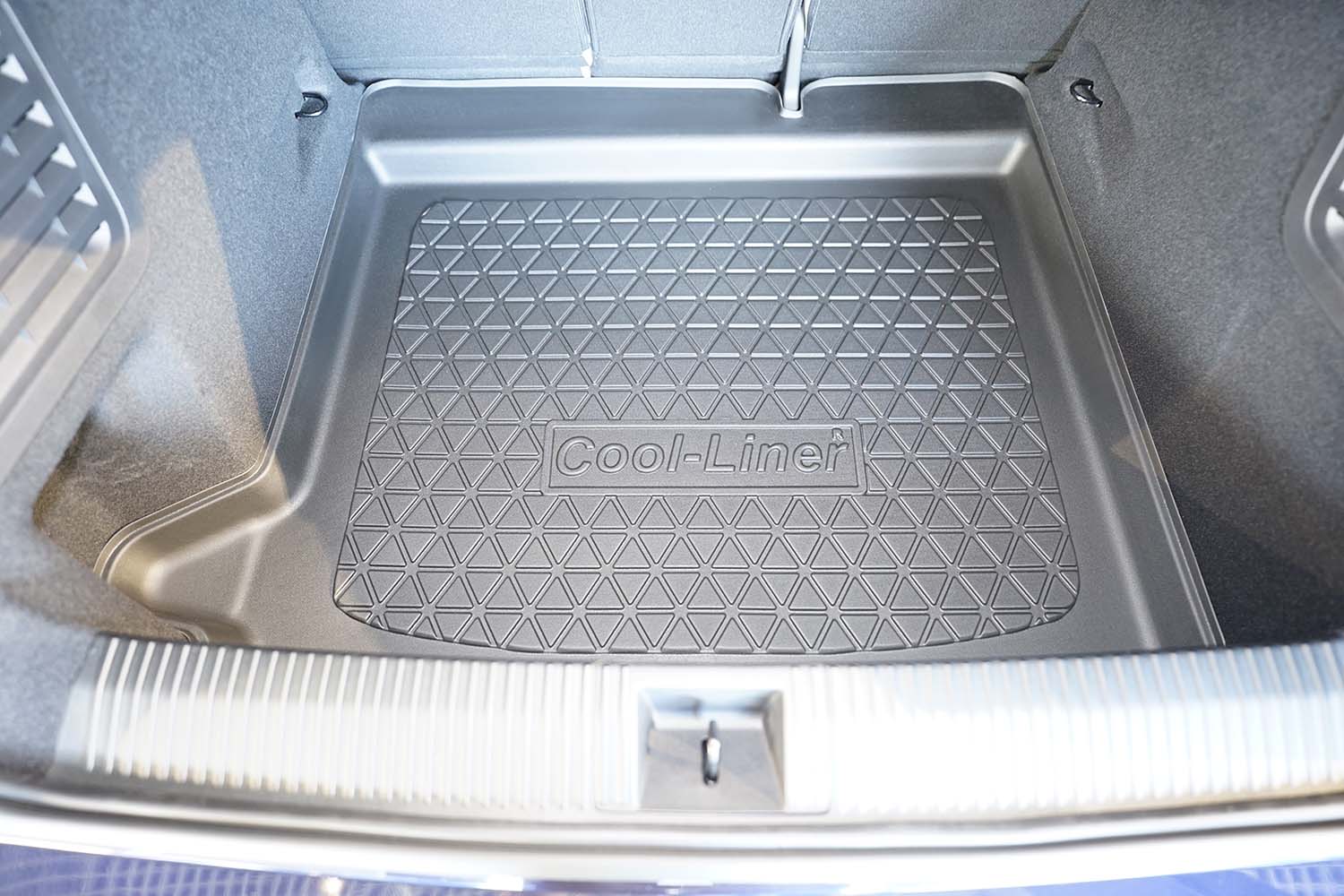 Boot mat suitable for Renault Scénic E-Tech 2024-present Cool Liner anti slip PE/TPE rubber (REN10SCTM-C) (2) Boot mat suitable for Renault Scénic E-Tech 2024-present Cool Liner anti slip PE/TPE rubber (REN10SCTM-C) (2)