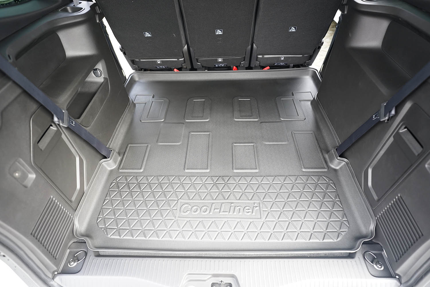 Boot mat suitable for Renault Kangoo III 2024-present Cool Liner PE/TPE rubber (REN4KATM-C) (2) Boot mat suitable for Renault Kangoo III 2024-present Cool Liner PE/TPE rubber (REN4KATM-C) (2)