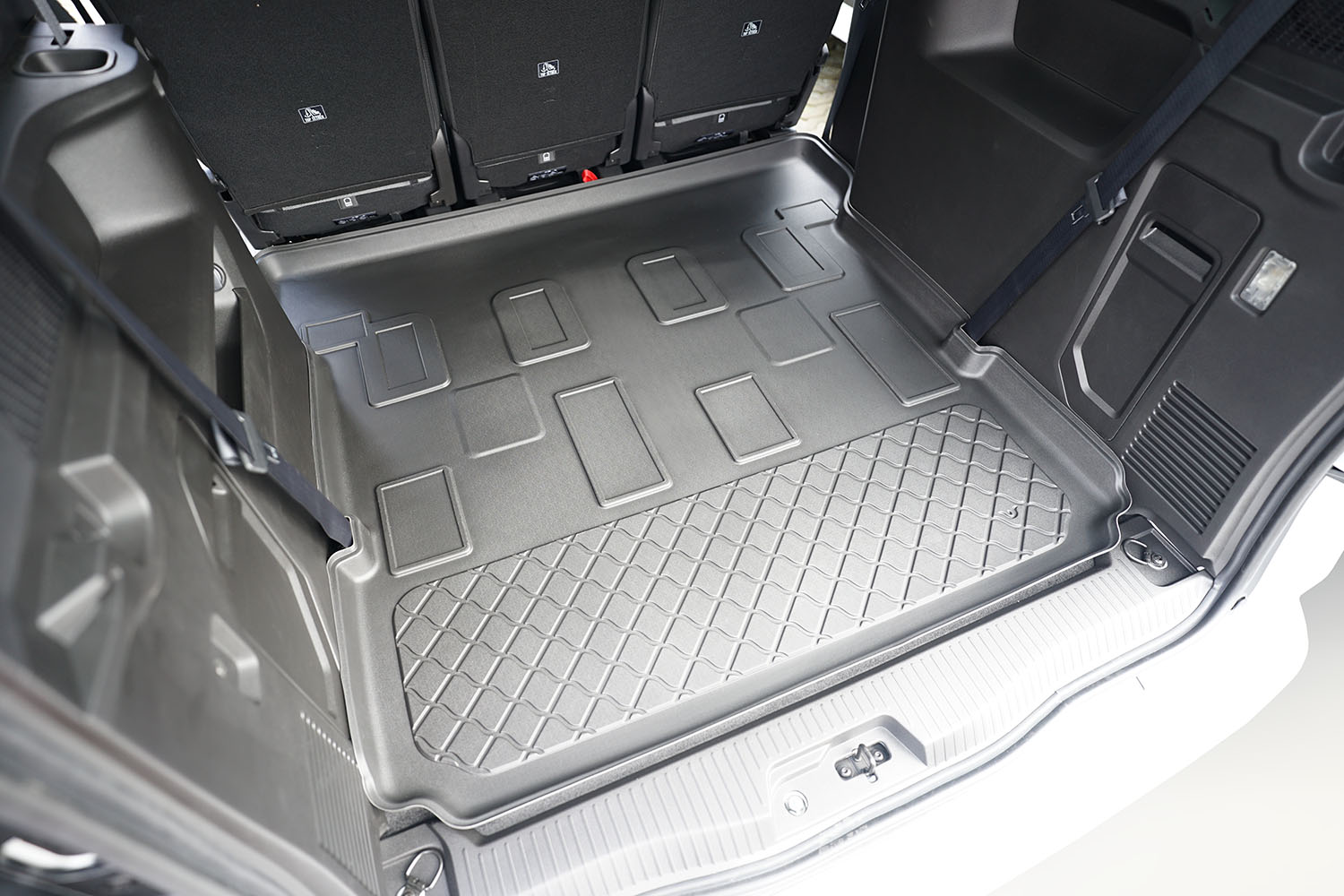 Boot mat suitable for Renault Kangoo III 2024-present Guardliner PE/TPE rubber (REN4KATM-G) (4) Boot mat suitable for Renault Kangoo III 2024-present Guardliner PE/TPE rubber (REN4KATM-G) (4)