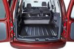 Volkswagen Caddy Combi (2K) 2004-> Carbox Classic high sided boot liner (VW5CACC) (2)