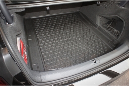 Audi A4 (B9) 2015- 4d trunk mat anti slip PE/TPE rubber (AUD7A4TM)