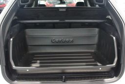 BMW 5 Series Touring (G31) 2017-present wagon Carbox Classic YourSize 106 high sided boot liner (BMW105SCC) (1)