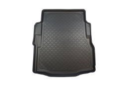 Boot mat suitable for Jaguar XF (X260) 2015-> 4-door saloon Guardliner anti slip PE/TPE rubber (JAG4XFTM-G) (1)