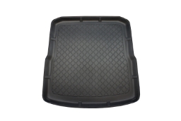 Boot mat suitable for Skoda Superb II Combi (3T) 2009-2015 wagon Guardliner anti slip PE/TPE rubber (SKO3SUTM-G) (1)