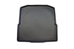Boot mat suitable for Skoda Octavia III Combi (5E) 2013-2020 wagon Guardliner anti slip PE/TPE rubber (SKO6OCTM-G) (1)