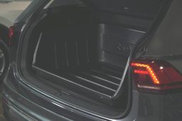 Volkswagen Tiguan II Allspace 2017-present Carbox Classic YourSize 106 high sided boot liner (VW7TICC) (1)