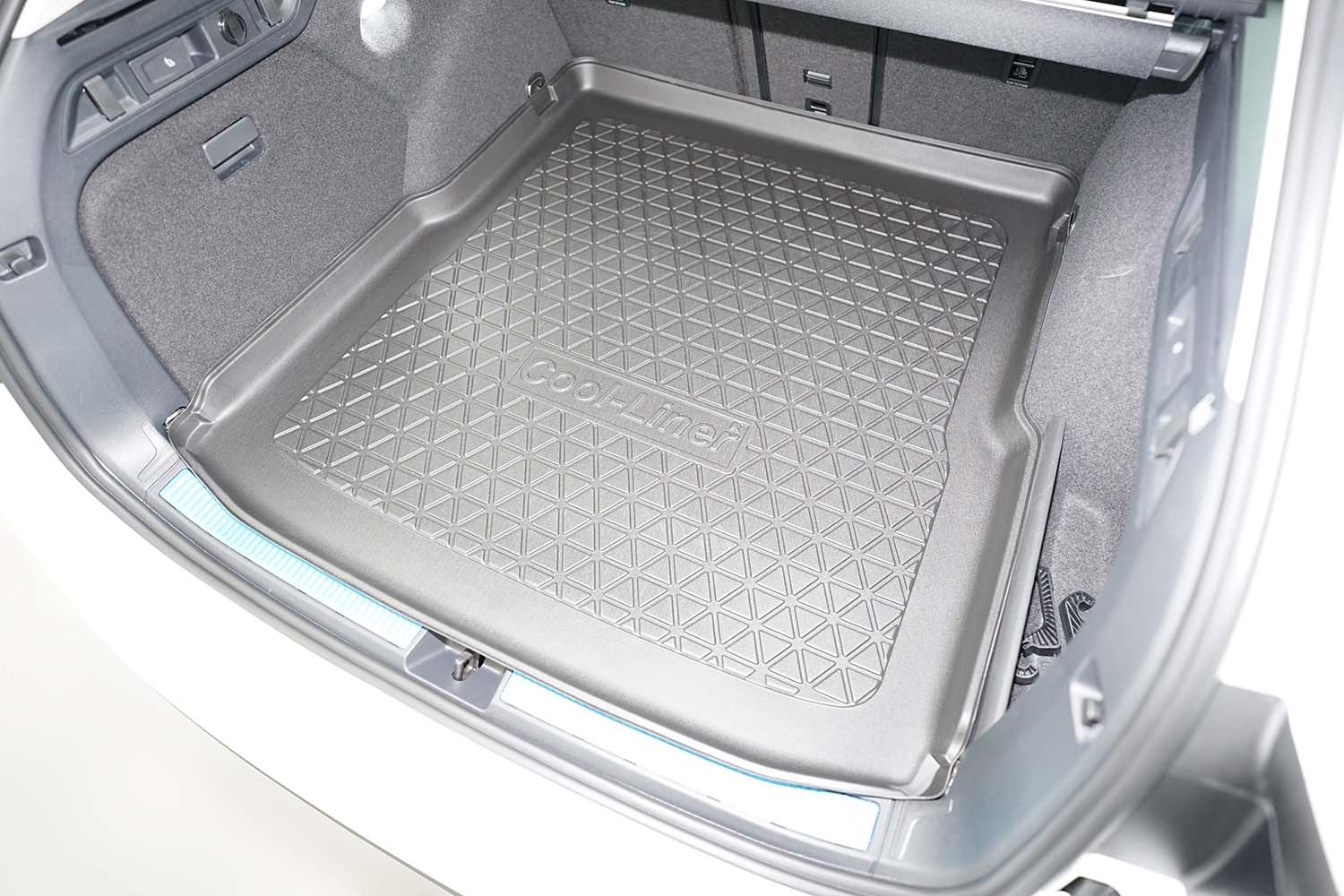 Boot mat suitable for Skoda Superb IV Combi (B9) 2024-present wagon Cool Liner anti slip PE/TPE rubber (SKO9SUTM-C) (3)